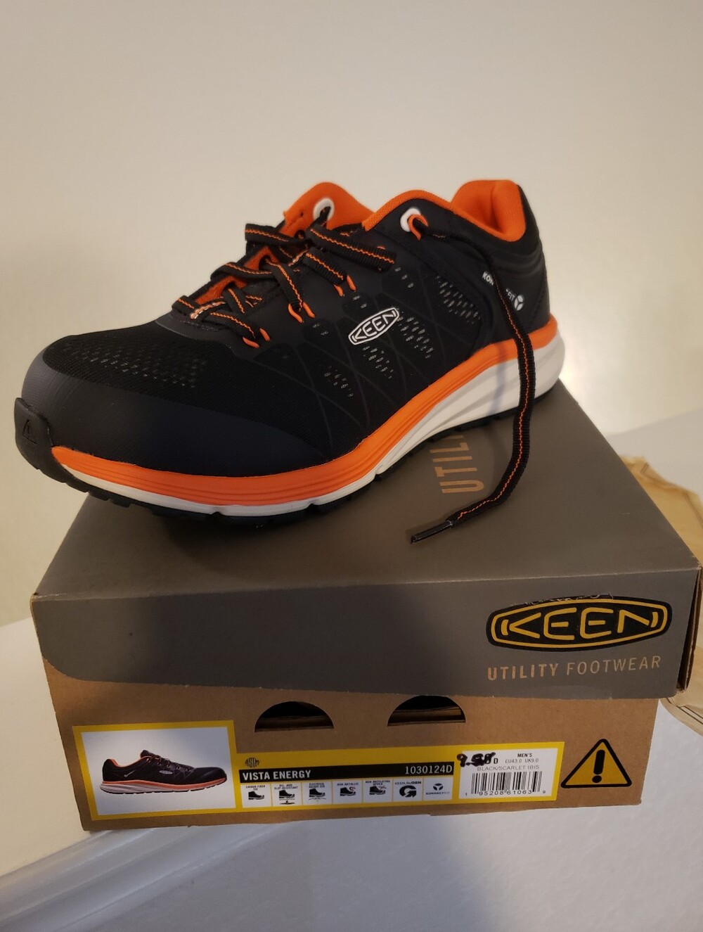 NEW Composite Toe Sneakers/Shoes/PPE Work Shoes - Vista Energy By Keen, 9.5D